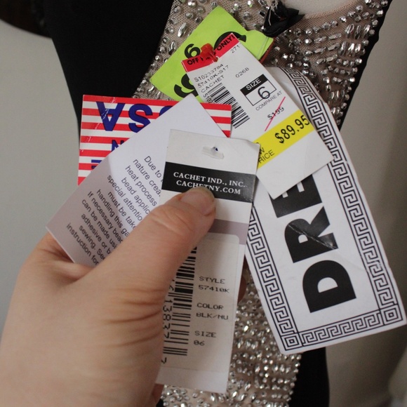 NWT 1990's Black and Silver Cachet Evening Gown With Illusion Waist - Picture 4 of 4